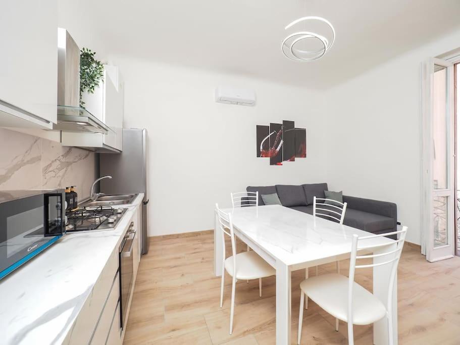 20 Min From Duomo Exclusive House - City Center سستو سان جوفاني المظهر الخارجي الصورة