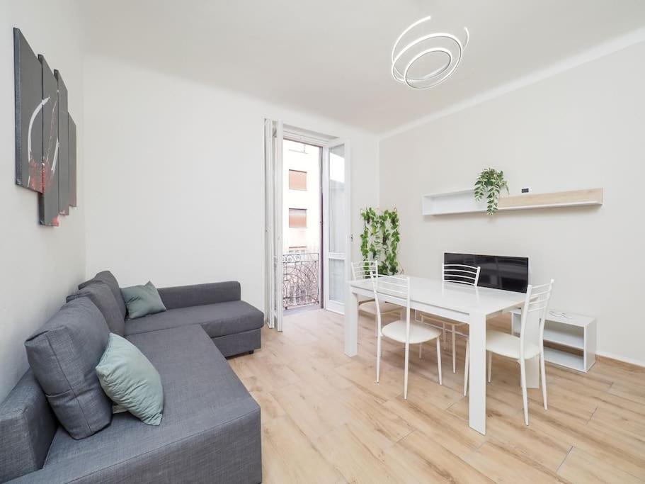 20 Min From Duomo Exclusive House - City Center سستو سان جوفاني المظهر الخارجي الصورة